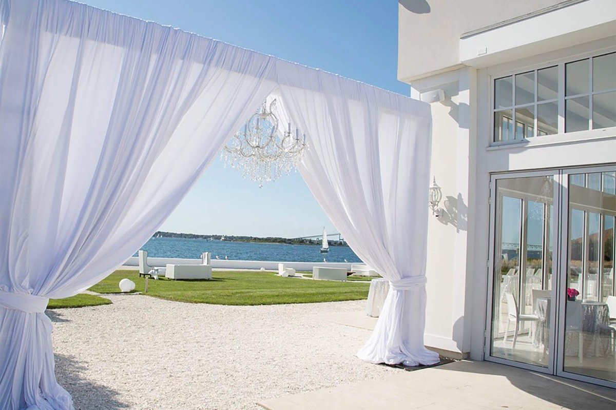 newport-luxury-wedding-waterfront-1200x800 newport luxury wedding waterfront 1200x800 1 Newport beach wedding – A Dreamy Newport Beach Wedding